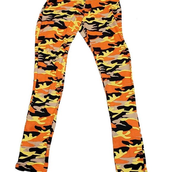 Boutique Sleeveless Camouflage Green Deep V- Neck Jumpsuit - Picture 11 of 12